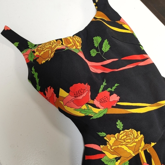 Rose Marie Reid vintage 50s floral pinup swimsuit - Picture 4 of 10